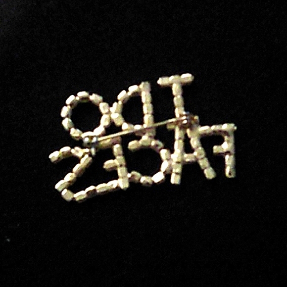 💋Make up artist pin - Picture 2 of 3